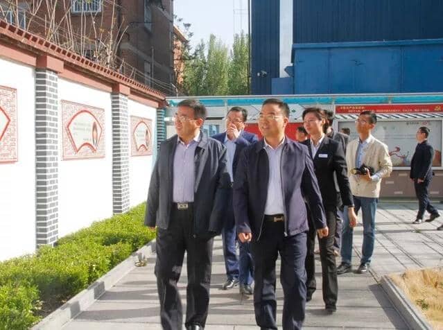 區(qū)委常委、區(qū)紀(jì)委書記、區(qū)監(jiān)委主任王慶峰調(diào)研天意機(jī)械