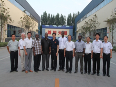 熱烈歡迎非洲諸國大使代表團訪問天意機械！