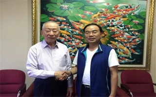 印尼著名僑領(lǐng)、印尼泛印集團(tuán)董事長(zhǎng)、印尼總統(tǒng)大學(xué)創(chuàng)辦人-李文光