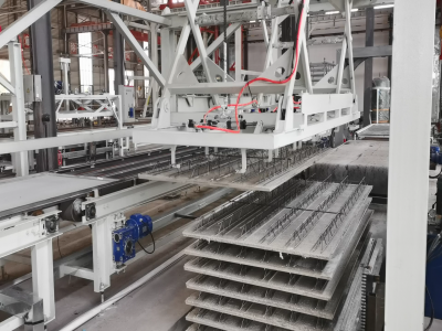 免拆底模鋼筋桁架樓承板設備廠家：天意機械免拆樓承板設備，推動建筑高效發(fā)展