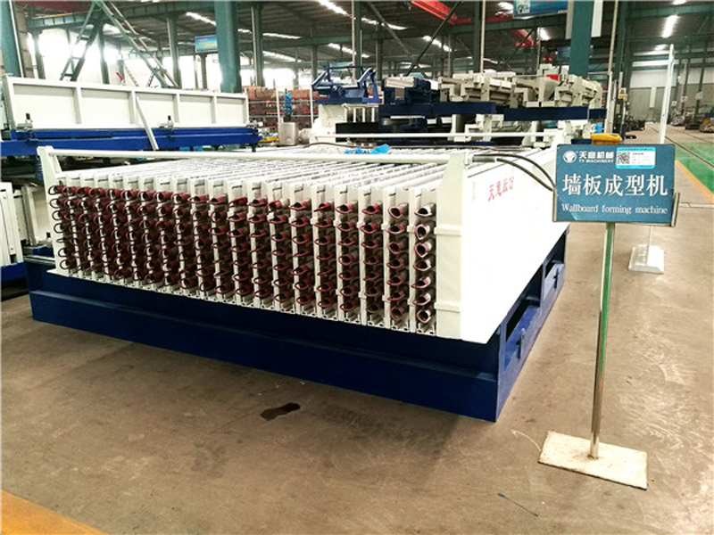 全自動墻板機產量高，一機多用